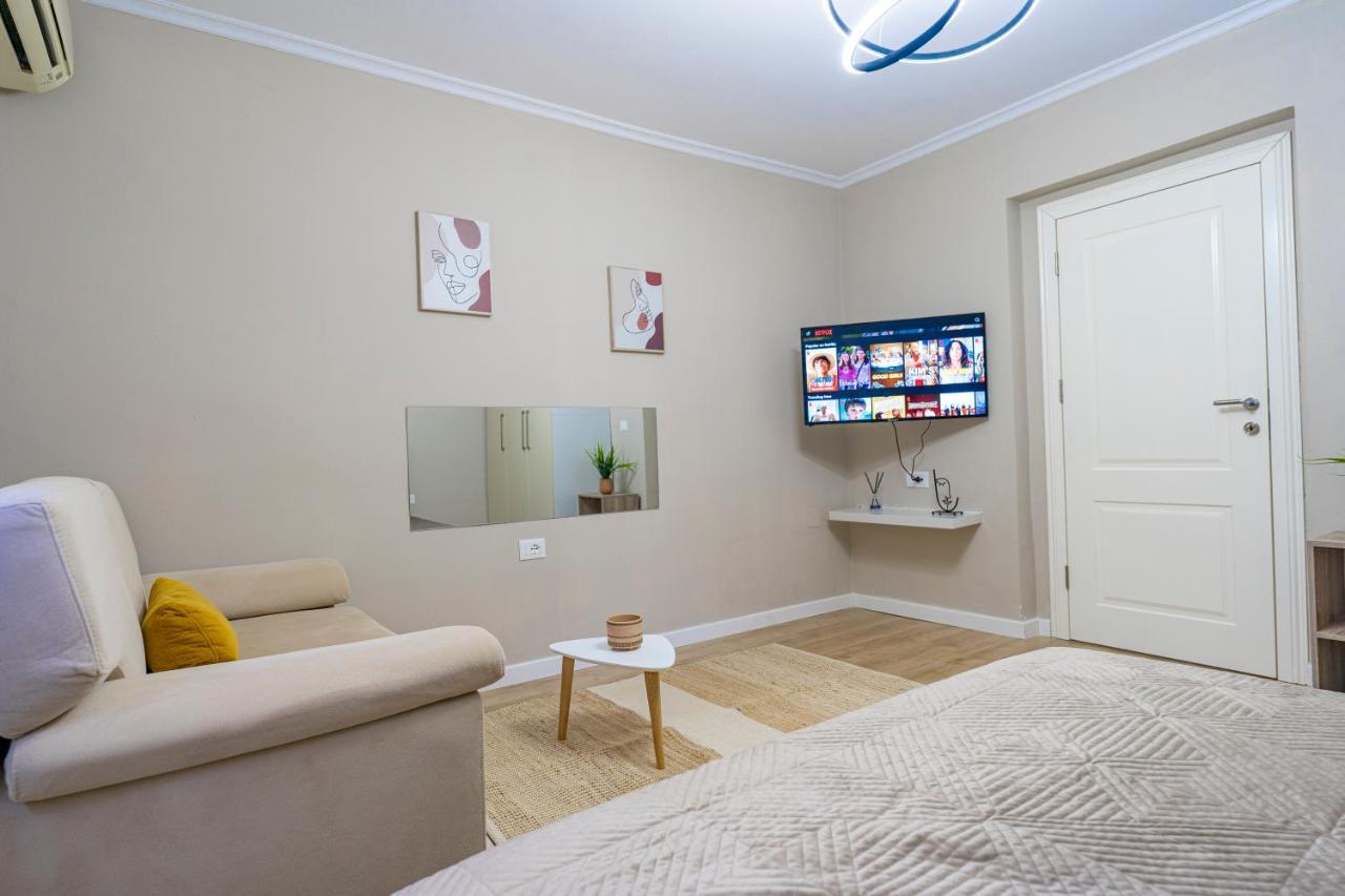 New Bazaar Cane Apartment 2 Tirana Exterior foto